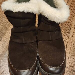 Earth Women's Dark Brown Faux-Fur Cuffed Ankle Boots